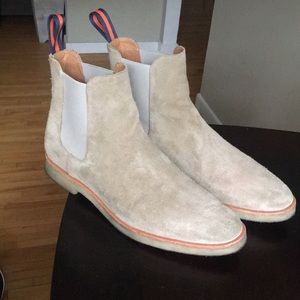 chuck suede chelsea boot
